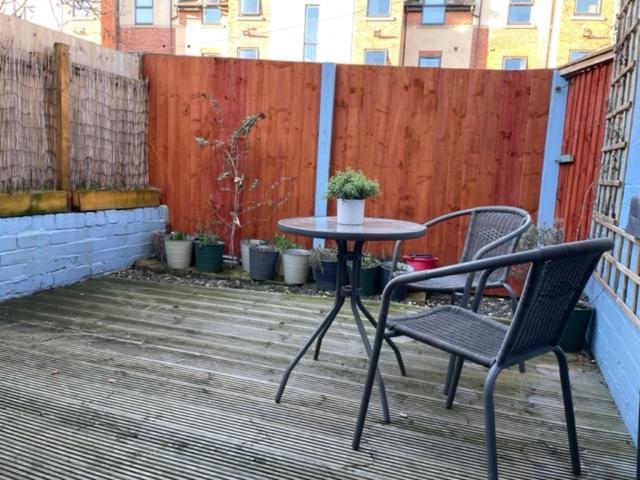 Grove House - 4 Bedroom Sleeps 8 Only 1 Mile From Centre Casa vacanze Leeds (West Yorkshire)